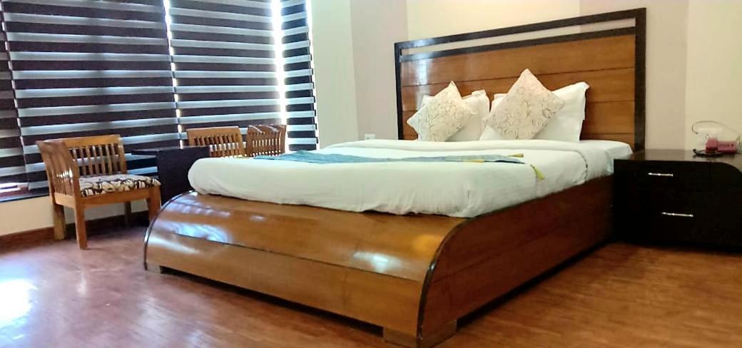 Wildleaf Kasauli Valley Homz Bed and Breakfast Exteriör bild