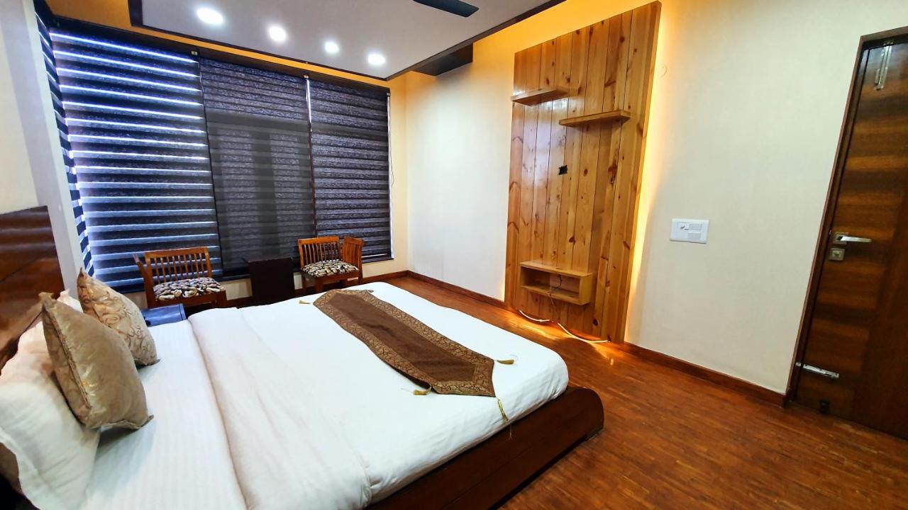 Wildleaf Kasauli Valley Homz Bed and Breakfast Exteriör bild